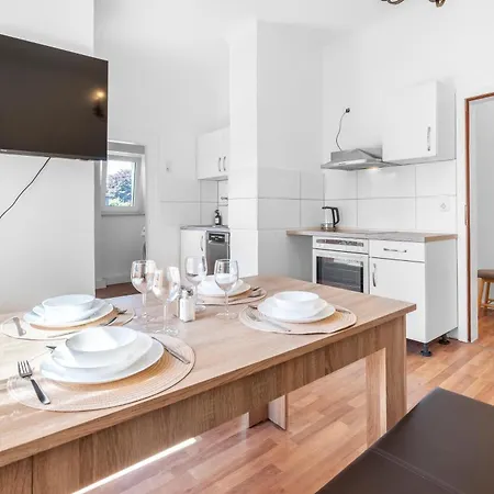 Apartment Work & Relax - Anbindung & Parkplaetze